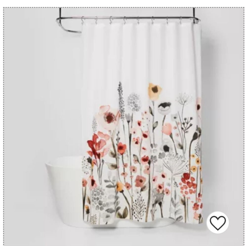 *Sold* Shower curtain  100% cotten EUC